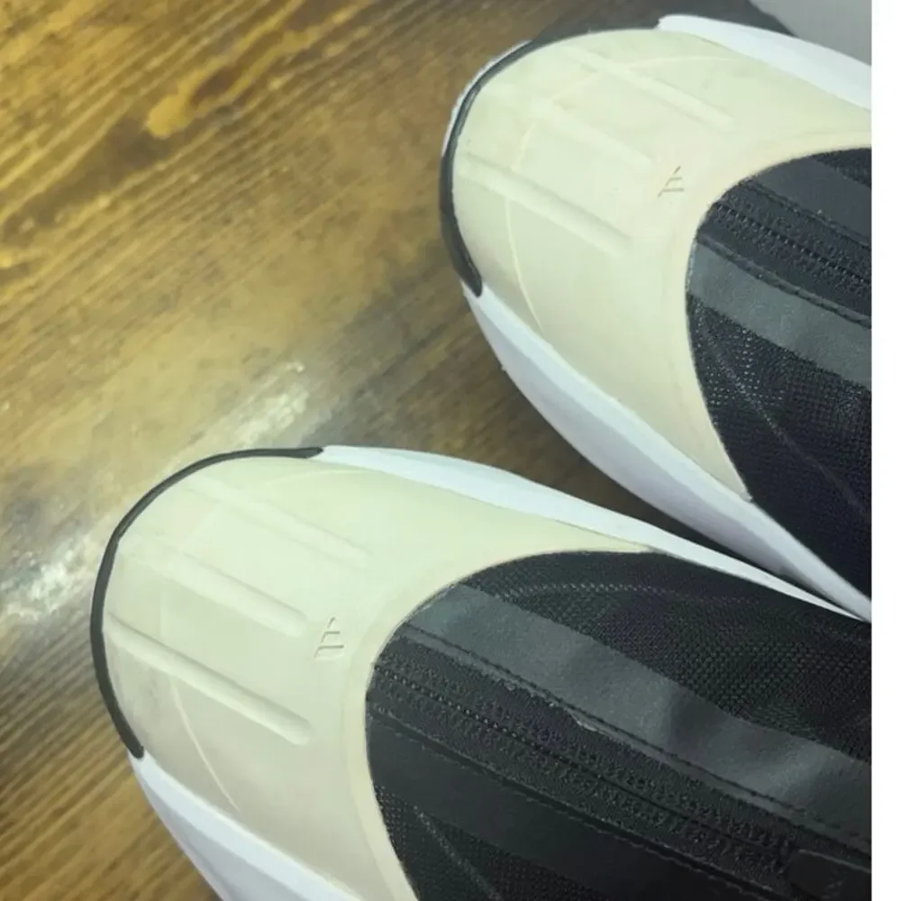 Adidas Crazy lllnfinity White‎ And Black Sneakers SIze 6